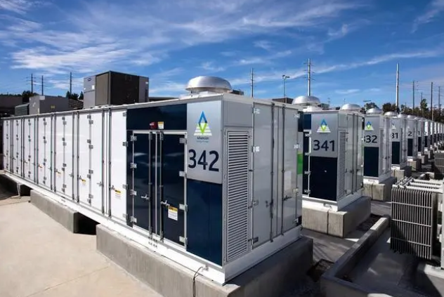 電力儲(chǔ)能技術(shù)崛起：應(yīng)對(duì)可再生能源挑戰(zhàn)，智能電網(wǎng)愿景成真